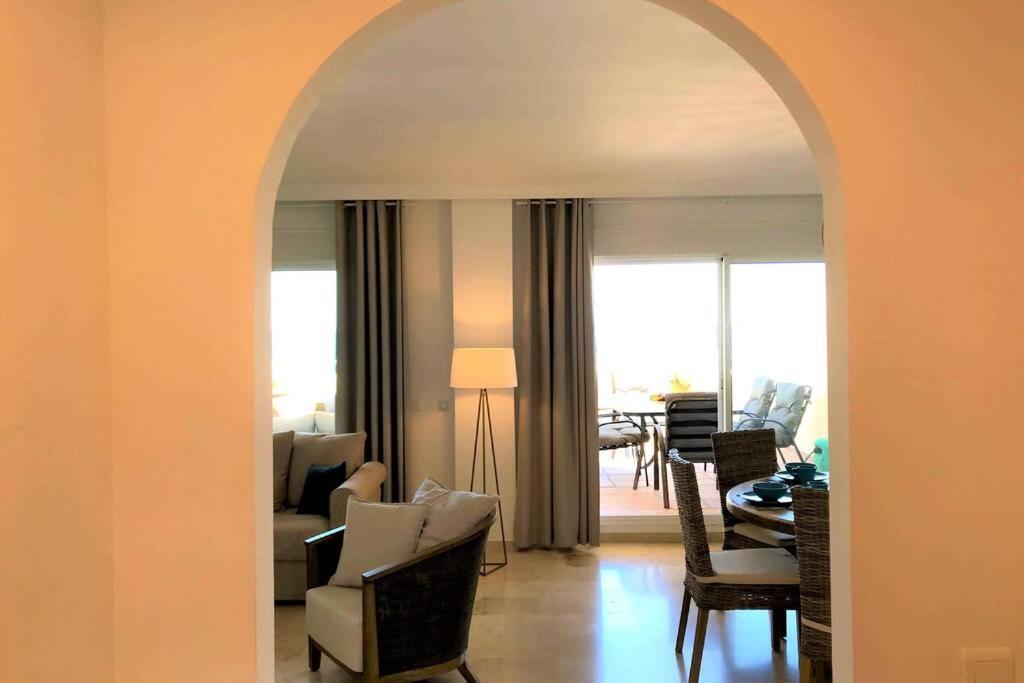 Penthouse Bermuda Beach 2 Estepona Exterior photo