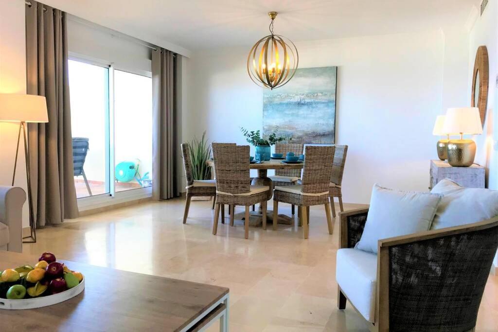 Penthouse Bermuda Beach 2 Estepona Exterior photo
