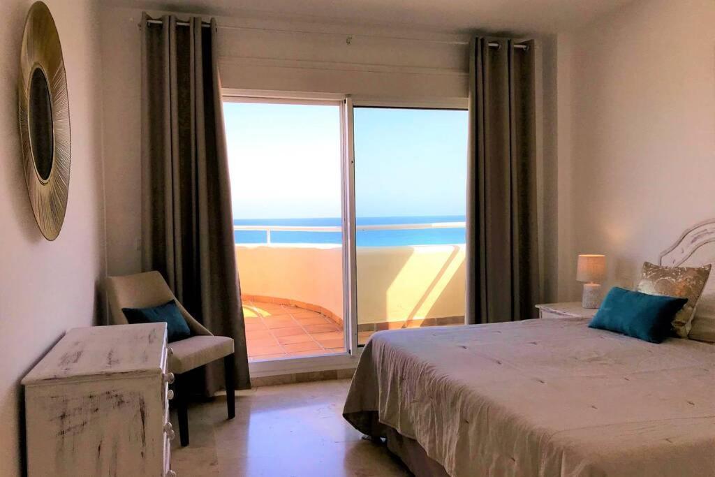 Penthouse Bermuda Beach 2 Estepona Exterior photo