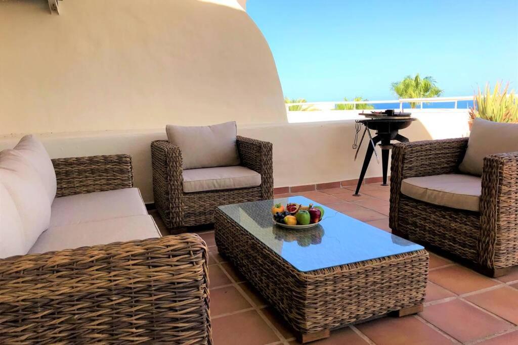 Penthouse Bermuda Beach 2 Estepona Exterior photo