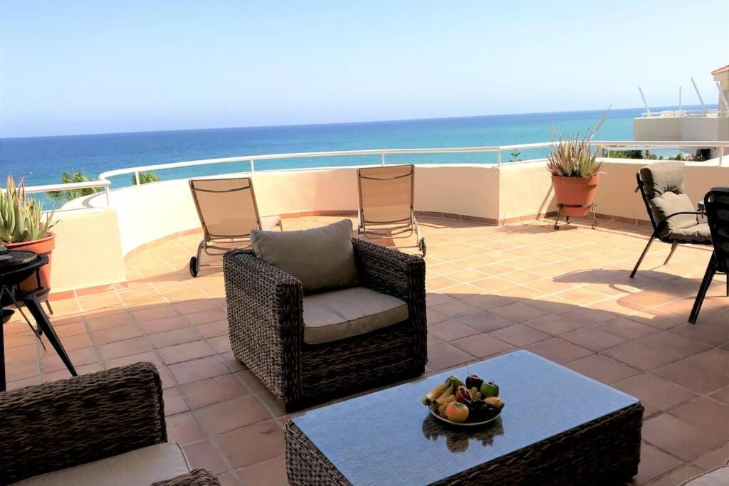 Penthouse Bermuda Beach 2 Estepona Exterior photo